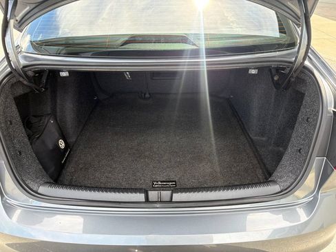 Used 2016 Volkswagen Jetta SEL w/ Lighting Package FWD image 15