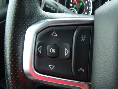 Certified 2025 RAM 1500 Tradesman AWD/4WD image 19