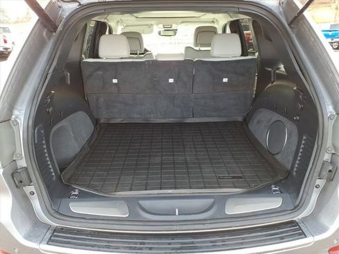 Used 2020 Jeep Grand Cherokee Summit image 7