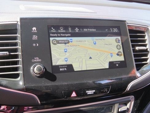 Used 2023 Honda Passport Elite image 3