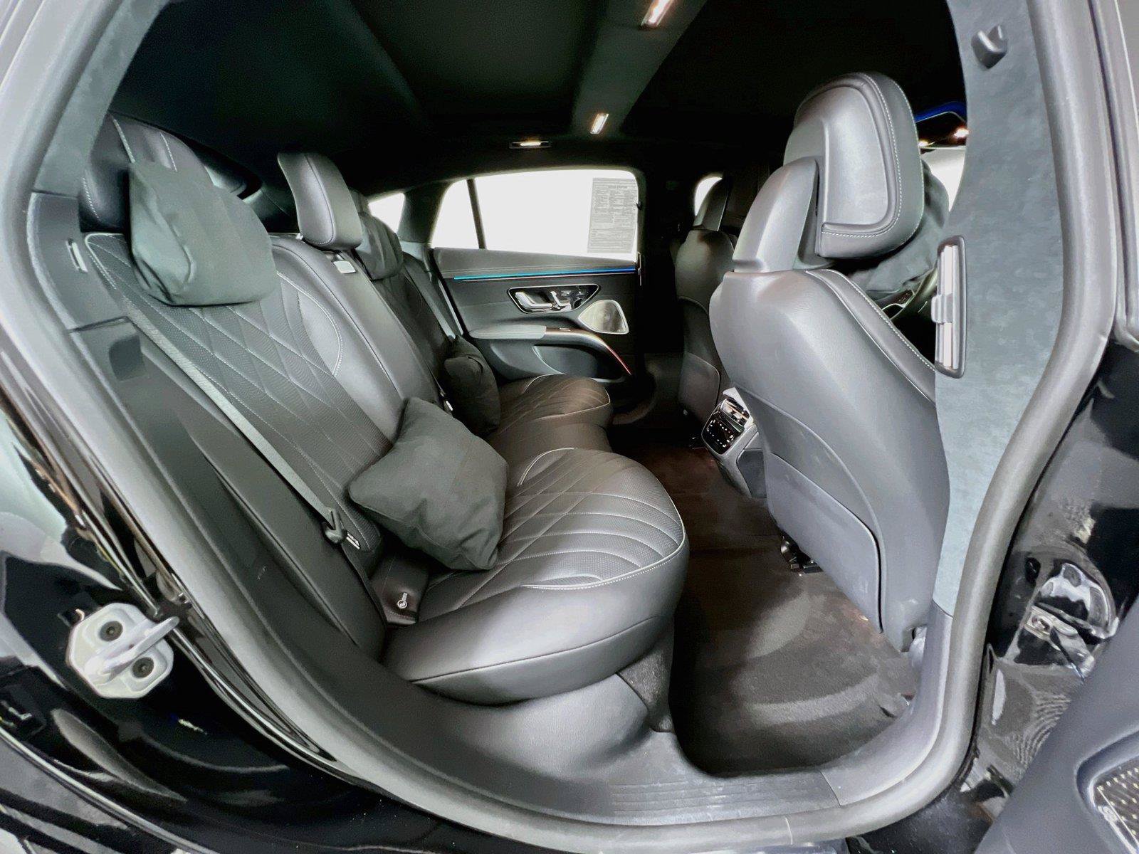 Certified 2023 Mercedes-Benz EQS 580 4MATIC Sedan image 26