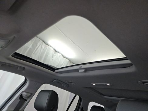 Used 2020 GMC Acadia SLT w/ Trailering Package image 28