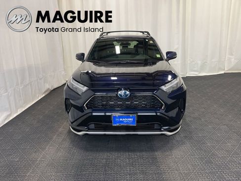 Used 2022 Toyota RAV4 SE w/ Weather & Moonroof Package image 34