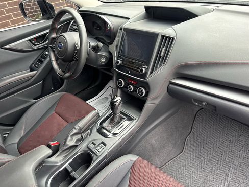 Used 2023 Subaru Crosstrek 2.0i Premium w/ Special Edition image 4