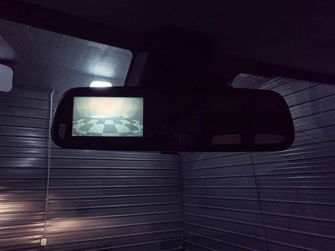 Used 2019 Chevrolet Express 3500 LS image 23