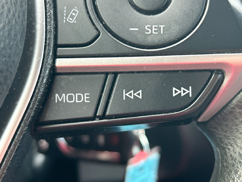 Used 2022 Toyota Camry LE FWD image 17