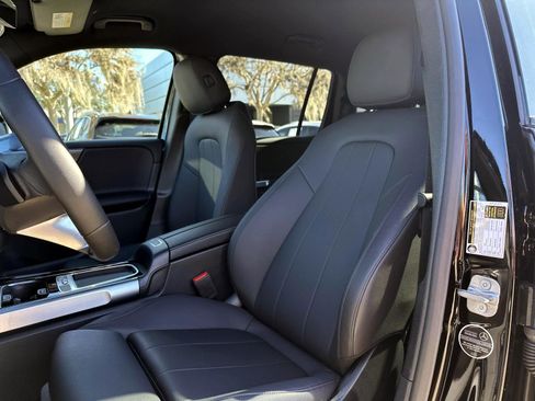 Certified 2025 Mercedes-Benz GLB 250 image 19
