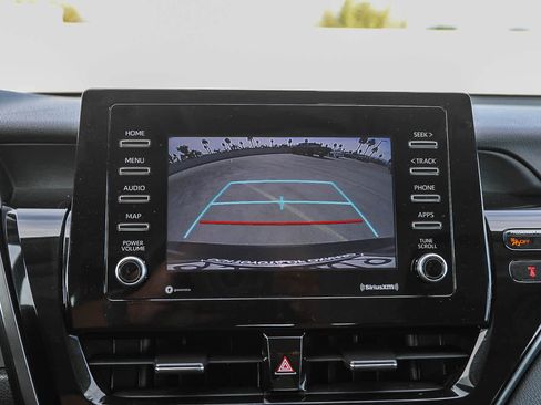 Certified 2022 Toyota Camry SE image 24