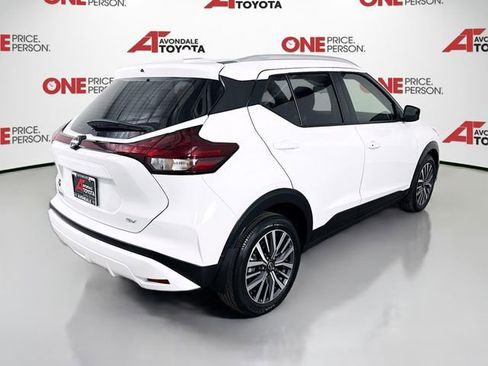 Used 2024 Nissan Kicks SV image 7