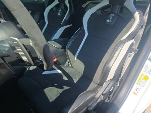 Used 2022 Ford Mustang Shelby GT500 w/ Carbon Fiber Track Pack RWD image 19