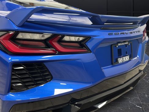 Used 2020 Chevrolet Corvette Stingray Preferred Cpe w/ 2LT Preferred Equipment Group RWD image 43