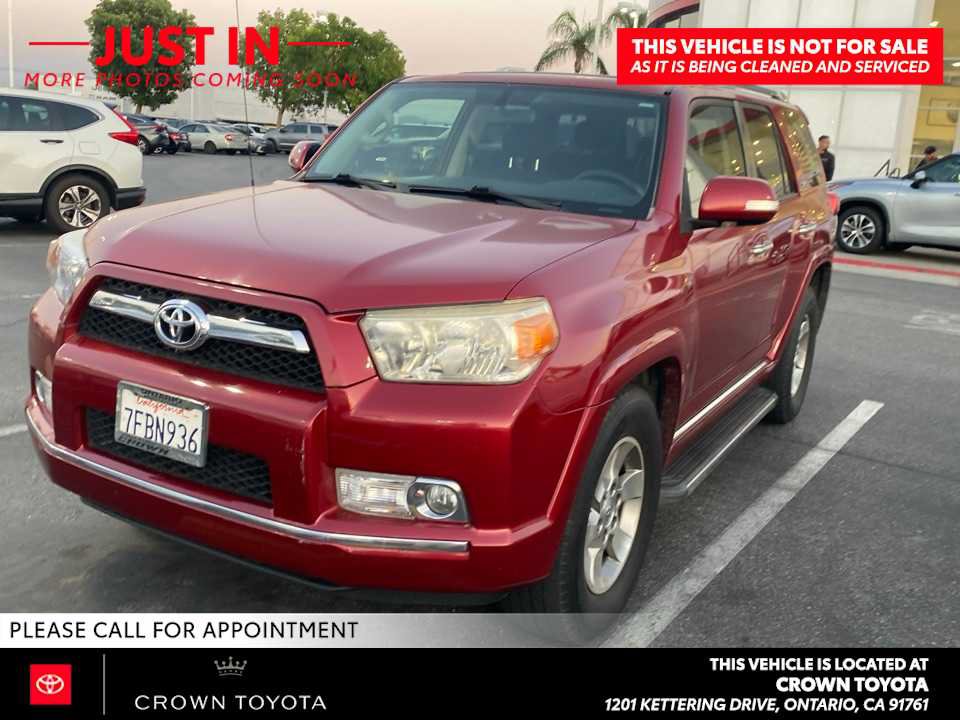 Used 2013 Toyota 4Runner SR5 w/ Convenience Pkg RWD image 1