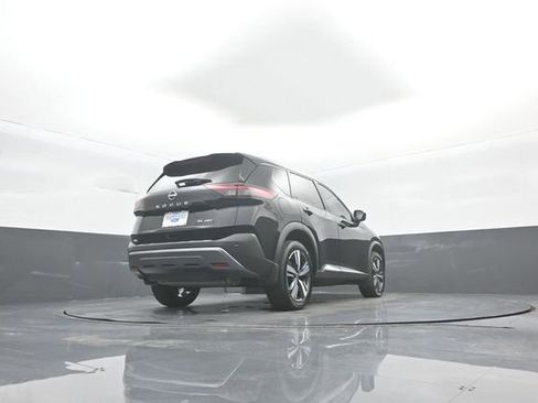 Used 2023 Nissan Rogue SL AWD/4WD image 38