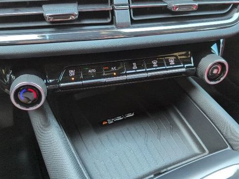 New 2026 Chevrolet Equinox EV RS image 27