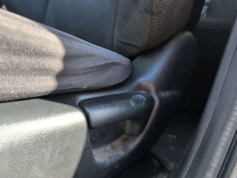 Used 2011 Honda Fit Sport image 17