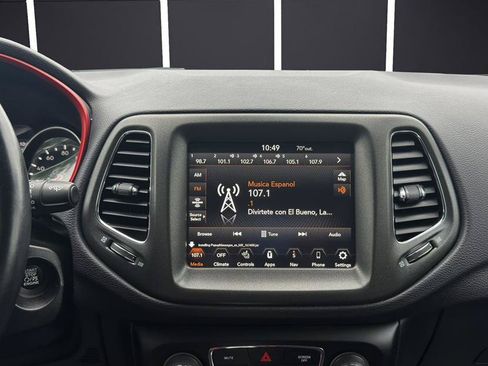 Used 2021 Jeep Compass Trailhawk w/ Sun and Sound Group AWD/4WD image 16