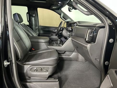 Used 2023 GMC Sierra 1500 AT4X AWD/4WD image 29
