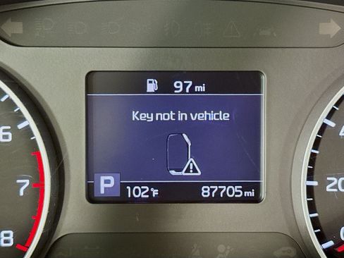 Used 2023 Kia Seltos S w/ Navigation Package FWD image 14