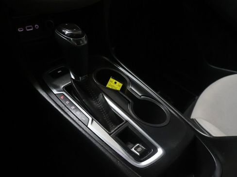 Used 2020 Chevrolet Equinox LS w/ LS Convenience Package AWD/4WD image 24
