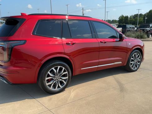 Used 2024 Cadillac XT6 Sport w/ LPO, Red Accent Package image 9