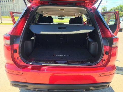 Used 2022 Mitsubishi Outlander ES FWD image 21