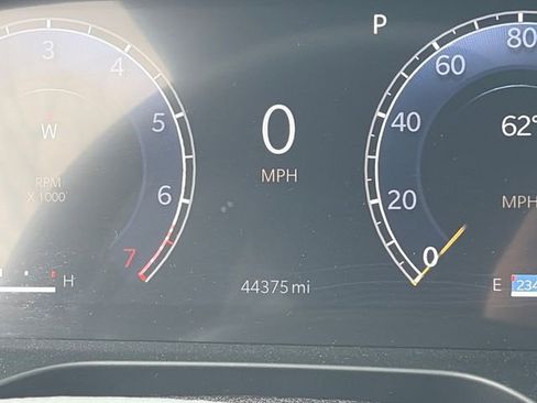 Used 2024 Jeep Grand Cherokee L Laredo image 25