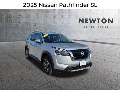 Used 2025 Nissan Pathfinder SL