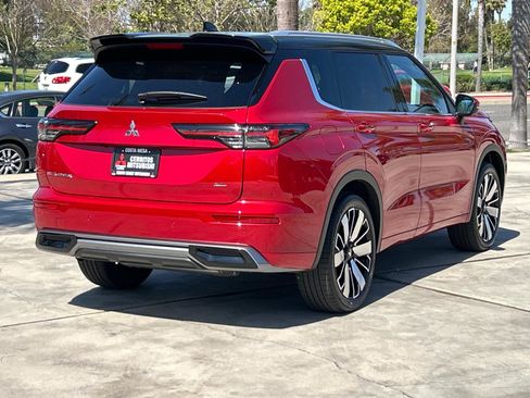 New 2025 Mitsubishi Outlander SEL image 6