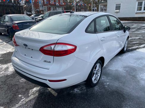Used 2019 Ford Fiesta SE w/ Cold Weather Package image 5