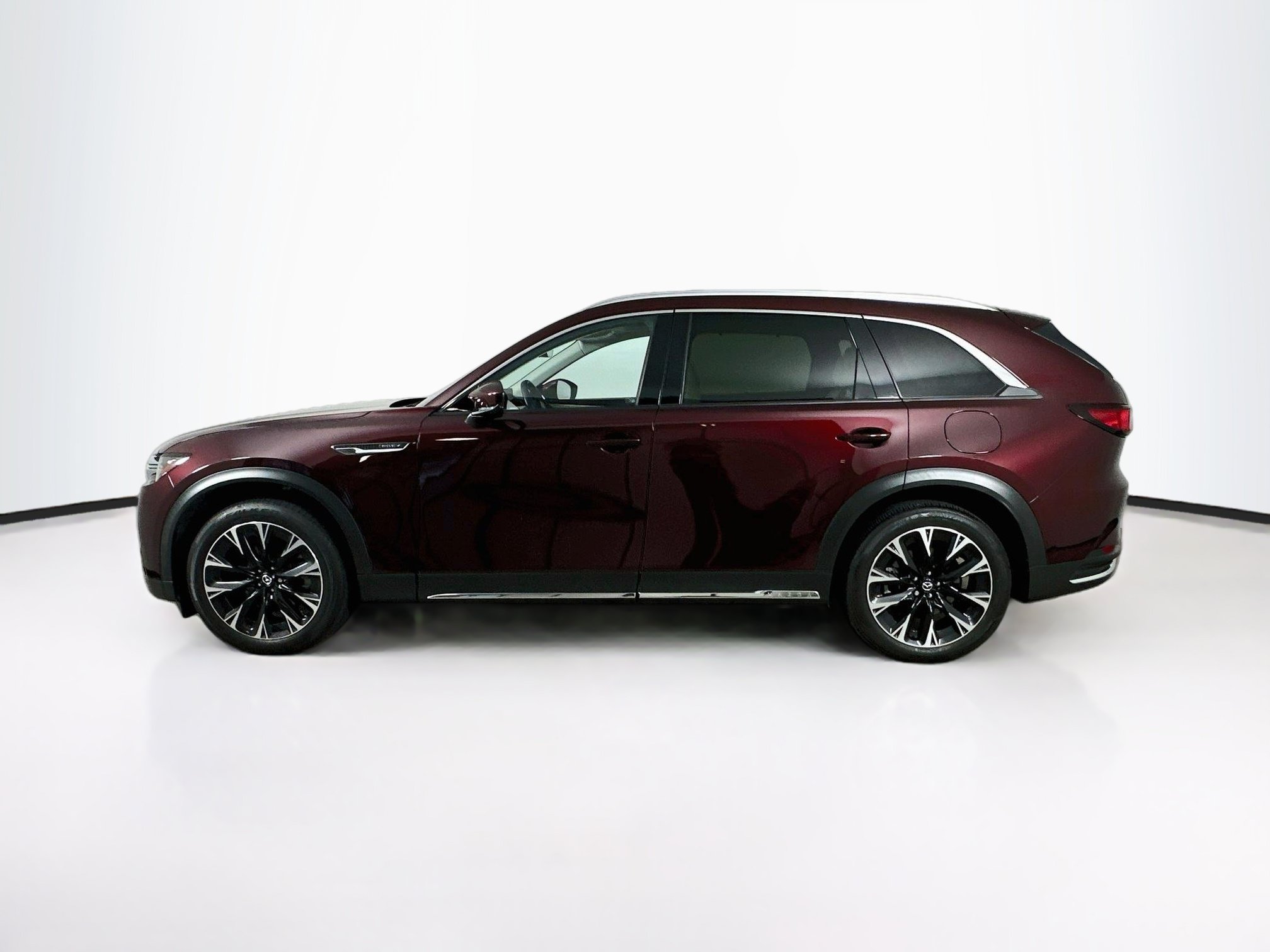 Used 2025 MAZDA CX-90 Plug-In Hybrid w/ Premium Plus AWD/4WD image 4