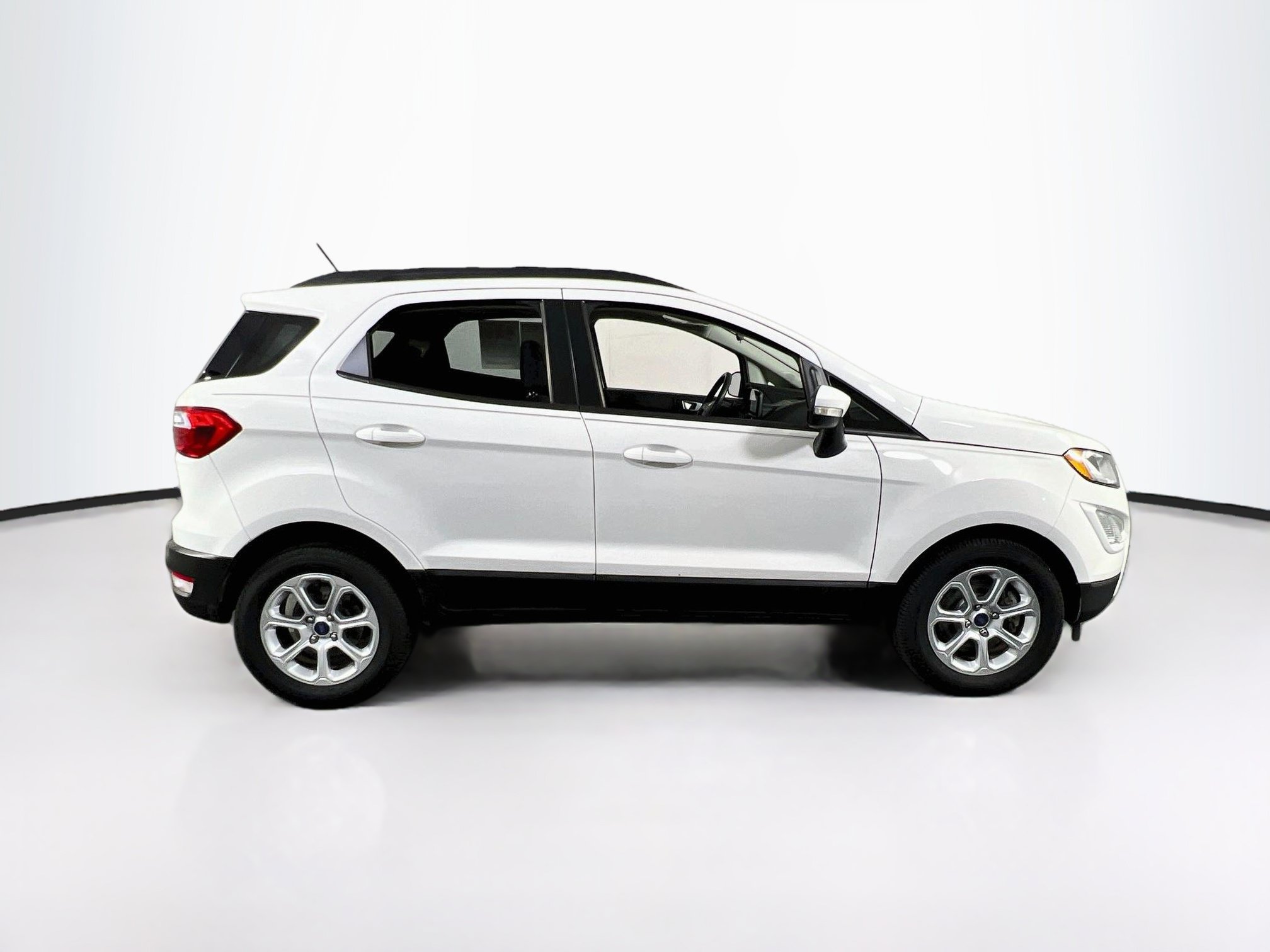 Used 2018 Ford EcoSport SE FWD image 4