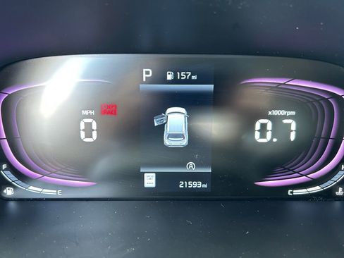 Used 2023 Kia Soul EX image 16