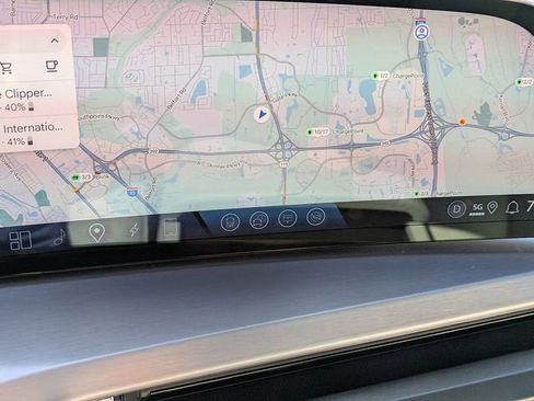 New 2026 Cadillac Vistiq Sport w/ LPO, Floor Liner Package image 24