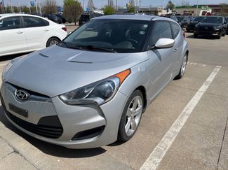 Used 2012 Hyundai Veloster video 1