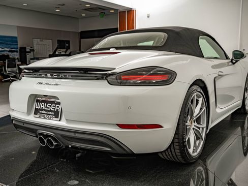 Certified 2019 Porsche 718 Boxster image 19