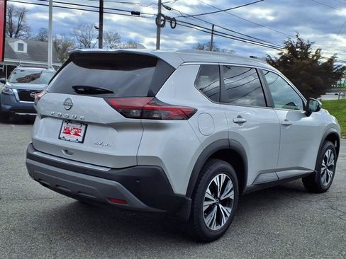 Used 2022 Nissan Rogue SV w/ SV Premium Package AWD/4WD image 5