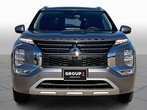 Used 2023 Mitsubishi Outlander SEL image 3