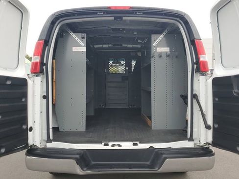 Used 2023 GMC Savana 2500 w/ Driver Convenience Package RWD image 10