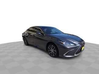 Used 2022 Lexus ES 350 w/ Premium Package video 2
