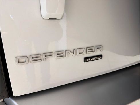 Used 2023 Land Rover Defender 130 SE AWD/4WD image 45