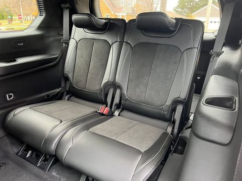 New 2025 Jeep Grand Cherokee L Altitude image 7