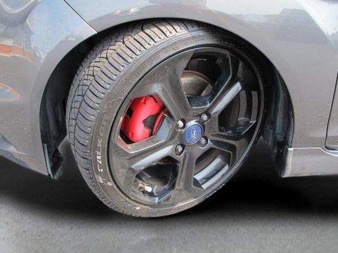 Used 2016 Ford Fiesta ST FWD image 25