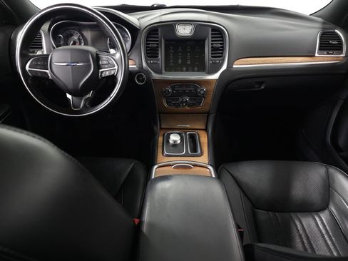 Used 2016 Chrysler 300 C Platinum w/ Safetytec Plus Group image 11