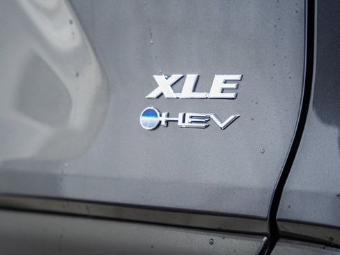 New 2025 Toyota RAV4 XLE image 7