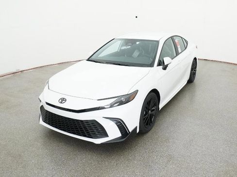 New 2026 Toyota Camry SE FWD image 3