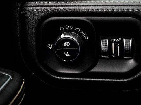 Used 2022 RAM 1500 Limited image 26