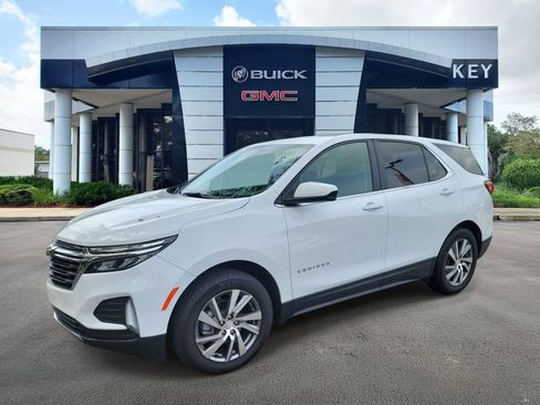 Used 2022 Chevrolet Equinox LT image 2