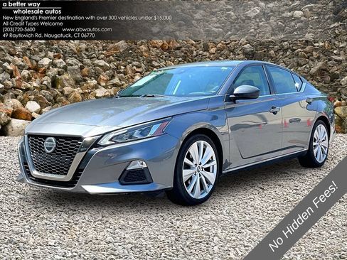 Used 2020 Nissan Altima 2.5 SR FWD image 1