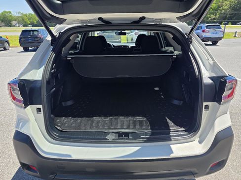Used 2024 Subaru Outback Premium AWD/4WD image 7