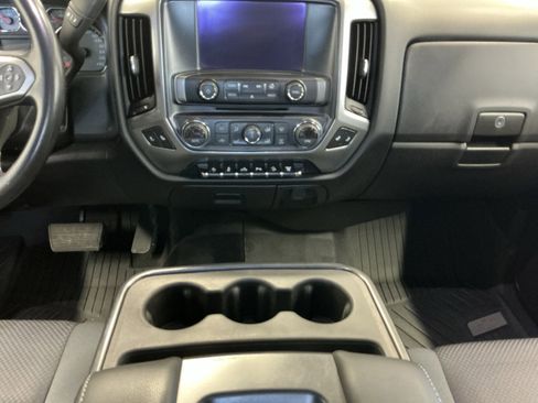 Used 2019 Chevrolet Silverado 2500 LT w/ LT Convenience Package image 11